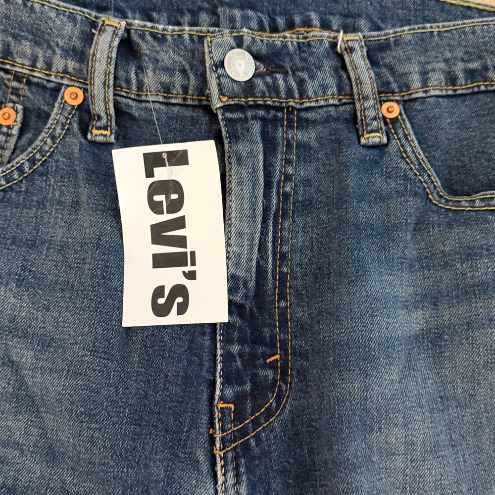 Levi's Men's Classic Indigo Straight Jeans - Picture 2 of 5